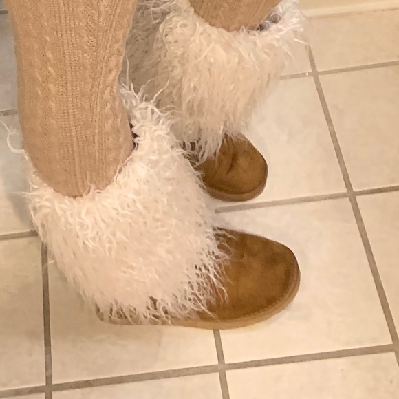 Faux fur boots - Picture 3 of 4